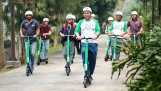 Polisi Bakal Tilang Pengguna Skuter Listrik
