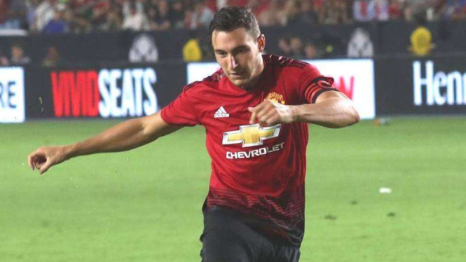 Pemain belakang Manchester United Matteo Darmian