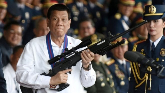 Presiden Filipina, Rodigro Duterte dikenal atas kebijakannya yang kontroversial, termasuk perang melawan narkotik. - Reuters
