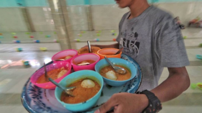 Bubur India di Masjid Pekojan Semarang