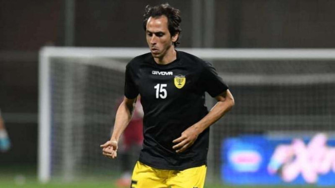 Gelandang Beitar Jerussalem, Yossi Benayoun