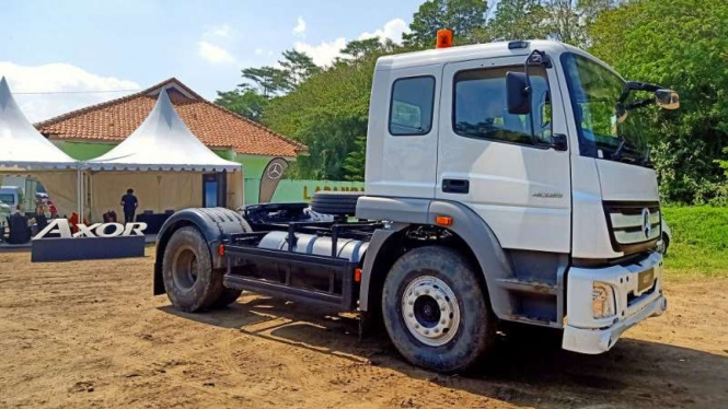 Mercedes-Benz Axor Test Drive