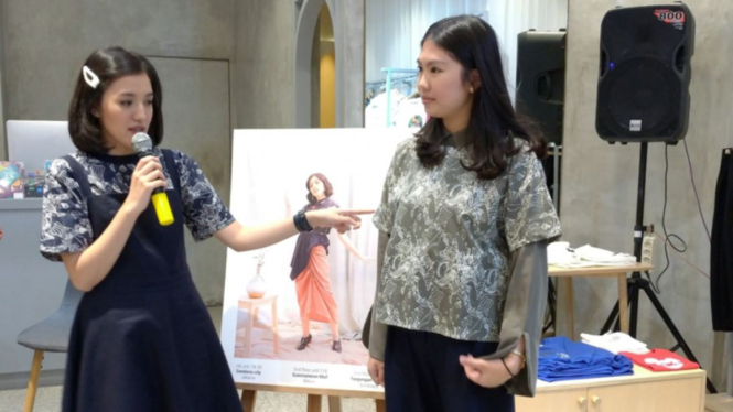 Ify eks-Blink berkolaborasi dengan Pop U membuat batik kekinian