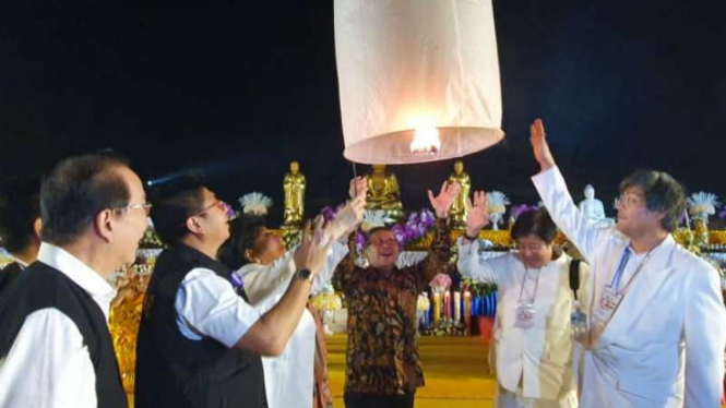 Ribuan lampion di perayaan Hari Waisak 2019 di Candi Borobudur