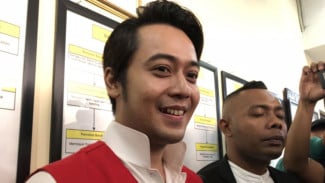 Tangis Bahagia Kriss Hatta Saat Divonis Bebas