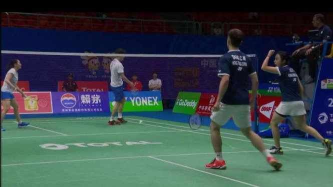 Ganda campuran Hong Kong saat menghadapi Korea Selatan di Sudirman Cup.