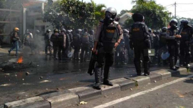 Bentrok di Jalan KS Tubun, Petamburan, Jakarta Pusat.