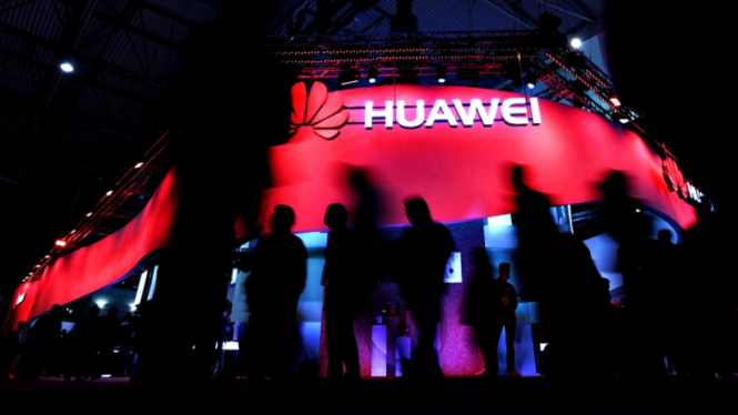 Huawei: AS Menganggap Remeh Kemampuan Kami.... (FOTO: Reuters/Eric Gaillard)
