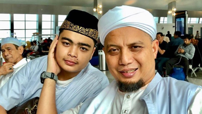 Ustaz Arifin Ilham dan anaknya