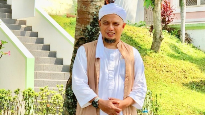 Ustaz Arifin Ilham