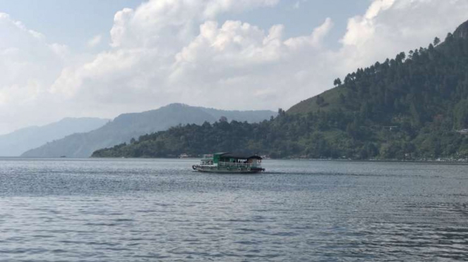 Danau Toba di Kabupaten Samosir, Sumatera Utara.
