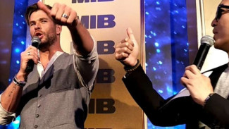 Ucap Kata Mantul, Chris Hemsworth Bikin Fans Indonesia Histeris