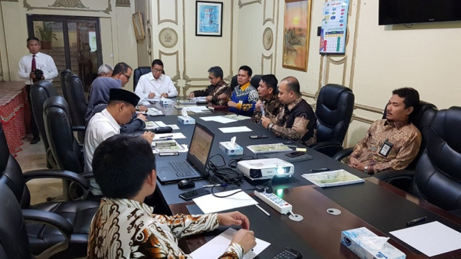 Menteri Agama Lukman Hakim Saifuddin menggelar rapat persiapan haji di Jeddah