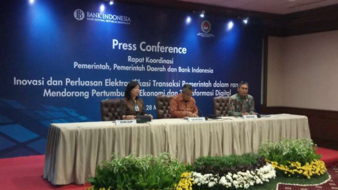 Rapat Koordinasi Pemerintah, Pemerintah Daerah, dan Bank Indonesia di kantor Bank Indonesia, Jakarta, Selasa, 28 Mei 2019.