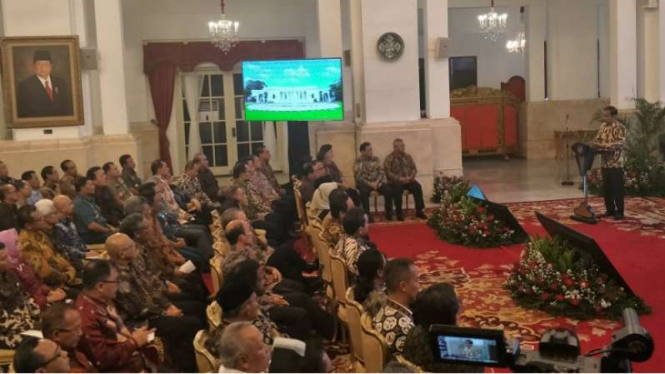 Presiden Jokowi menyinggung penilaian BPK terhadap lembaga/kementerian
