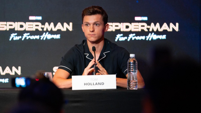 Tom Holland saat Konferensi Pers Spider-Man: Far from Home di Bali