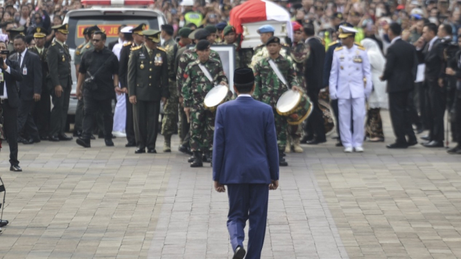 Pemakaman Ibu Ani Yudhoyono di TMP Kalibata