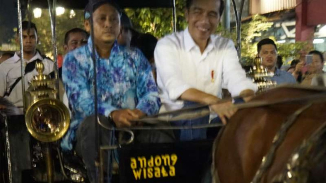 Jokowi ajak Jan Ethes naik andong di Yogyakarta