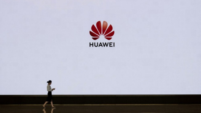 China Peringatkan Perusahaan yang Dukung Larangan Huawei di AS. (FOTO: Bloomberg)