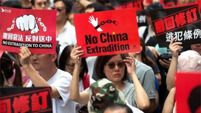Demonstrasi di Hong Kong menolak undang-undang ekstradisi ke China.-Getty Images