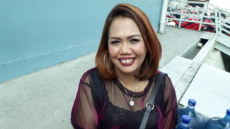 Pernah Rebutan Irfan, Elly Sugigi Kini Teman Curhat Irma Darmawangsa