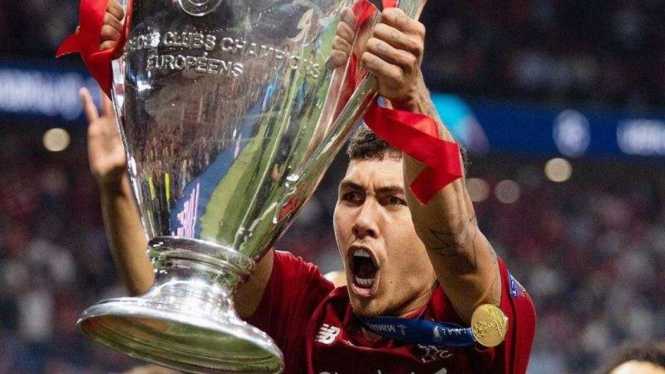 Penyerang Liverpool, Roberto Firmino