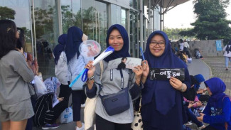 Cerita Perjuangan Fans Asal Jawa Timur Datang ke Konser Super Junior