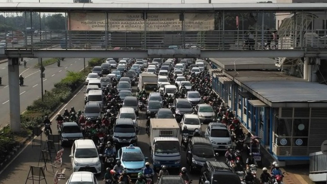 Kondisi lalu lintas jalan di Jakarta