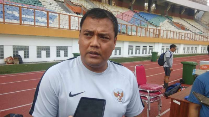Asisten pelatih Timnas Indonesia U-19, Mahruzar Nasution.