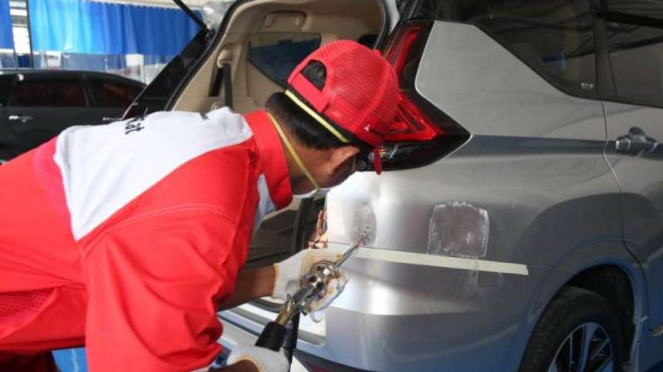 Fasilitas body repair and painting Mitsubishi Balikpapan