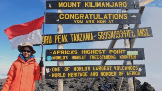 Gadis 13 Tahun Asal Bogor Sukses Taklukkan Gunung Tertinggi Afrika