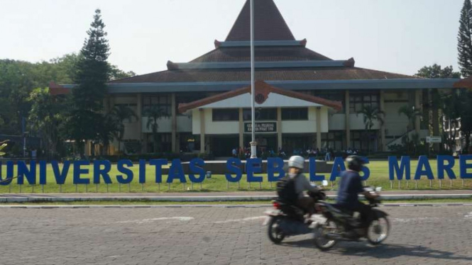 Kampus Universitas Sebelas Maret (UNS) di Surakarta, Jawa Tengah.