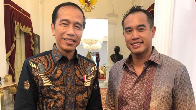Komisaris Utama PT VIVA Media Baru dan PT Lativi Media Karya (tvOne), Anindra Ardiansyah Bakrie, bertemu Presiden Jokowi di Istana Merdeka Jakarta.