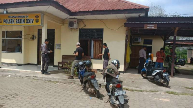 Pengamanan di Polsek Batin XXIV, Kabupaten Batanghari, Jambi.