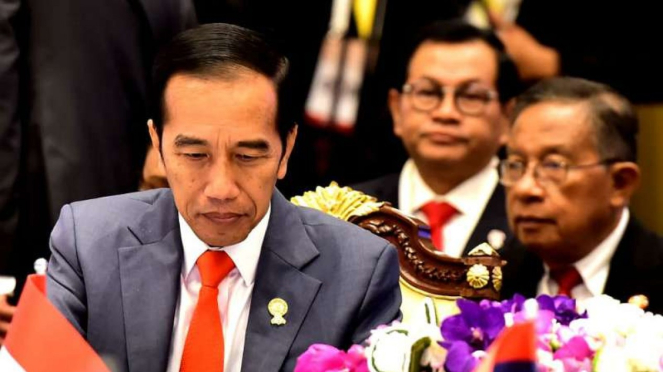 Presiden Joko Widodo saat Pleno Konferensi Tingkat Tinggi ke-34 ASEAN.