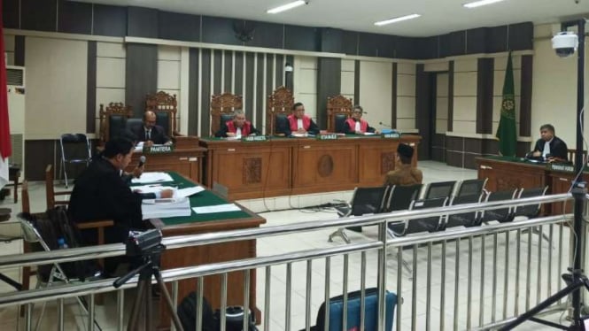 Sidang tuntutan Wakil Ketua DPR nonaktif Taufik Kurniawan di Pengadilan Tipikor Semarang