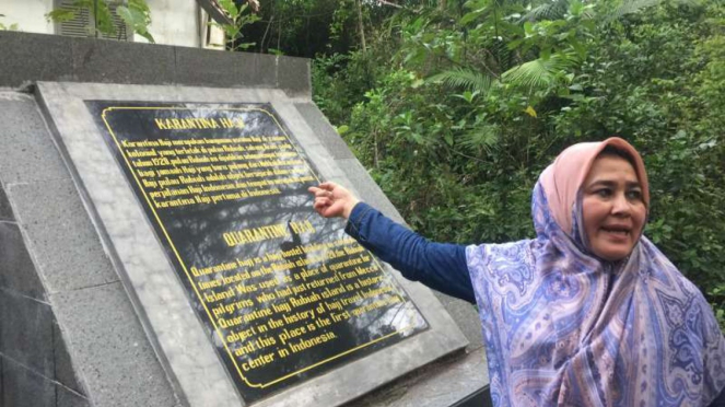 Direktur Pelayanan Haji Luar Negeri Kemenag Sri Ilham Lubis meninjau situs karan