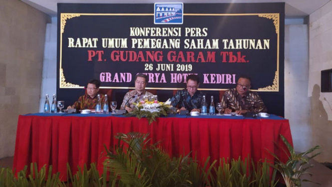 Para direktur PT GG gelar konferensi pers RUPS gg.