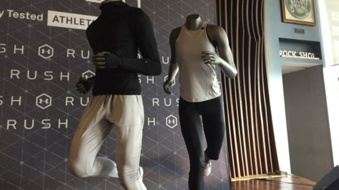 Baju olahraga Rush and Recovery dari Under Armor 
