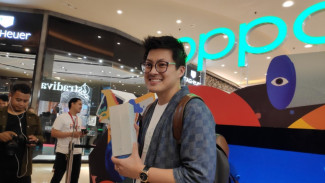 William 'Korbankan' iPhone Demi Boyong Oppo Reno 10x Zoom