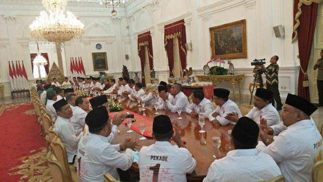 Fungsionaris Partai Kebangkitan Bangsa (PKB) bertemu Jokowi di Istana Merdeka