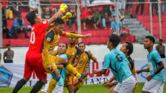 Duel Mitra Kukar vs Bogor FC Sulut United