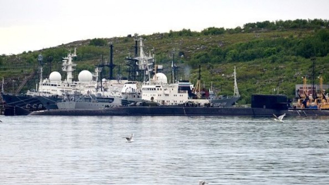 Dalam foto yang diambil tanggal 2 Juli 2019, sebuah kapal selam tampak di Severomorsk, Rusia - KSENIYA GAPONKO/AFP/Getty Images