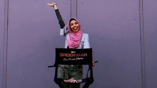 Ini Artis Pemeran Gadis Berhijab Teman Peter Parker di Far From Home