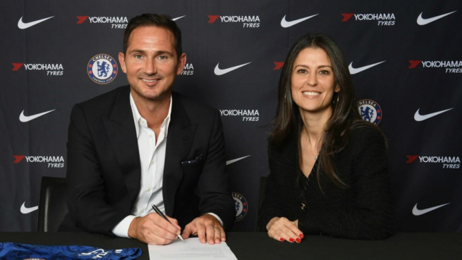 Manajer Chelsea, Frank Lampard dan Direktur Chelsea, Marina Granovskaia.