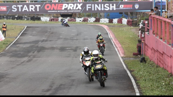 Kualifikasi Oneprix Championship 2019 di Sirkuit Bukit Peusar, Tasikmalaya.