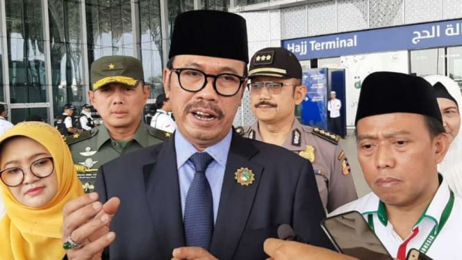 Dubes RI untuk Arab Saudi, Agus Maftuh usai menyambut jemaah haji asal Surabaya.