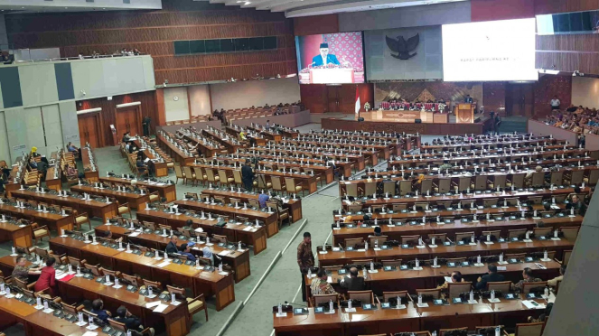 Ilustrasi sidang pleno DĽR.