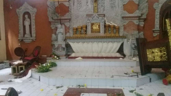 Kerusakan Gereja St Yoseph, Jalan Kepundung Nomor 12, Denpasar Timur.