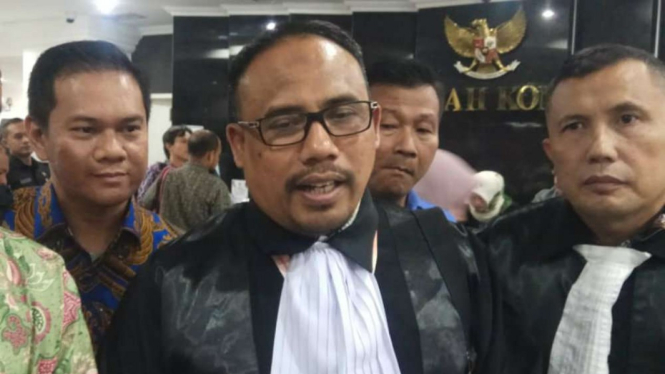 Kuasa Hukum PAN Slamet Arifin di Gedung MK, Jakarta.